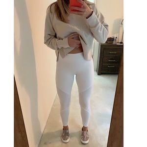 White work out leggings